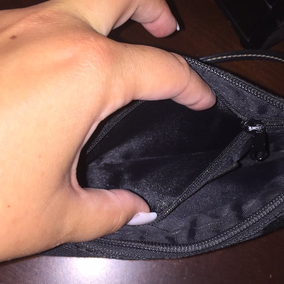 Wristlet - Picture 8 of 8